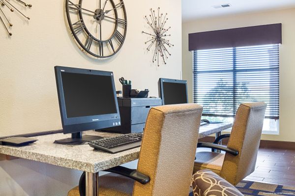 Quality Inn & Suites Minot